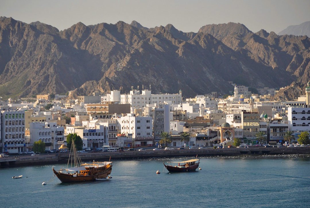 خدمات المستثمرين في عمان